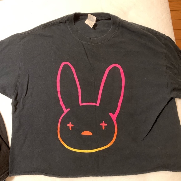 bad bunny world tour tee - Picture 1 of 2